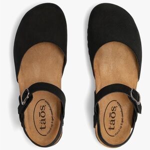 Taos Black Mary Jane clogs